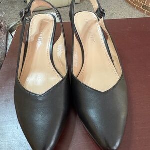 The Limited, Wms. Sz..8, Black Manana Leather, Kitten Heels Vintage